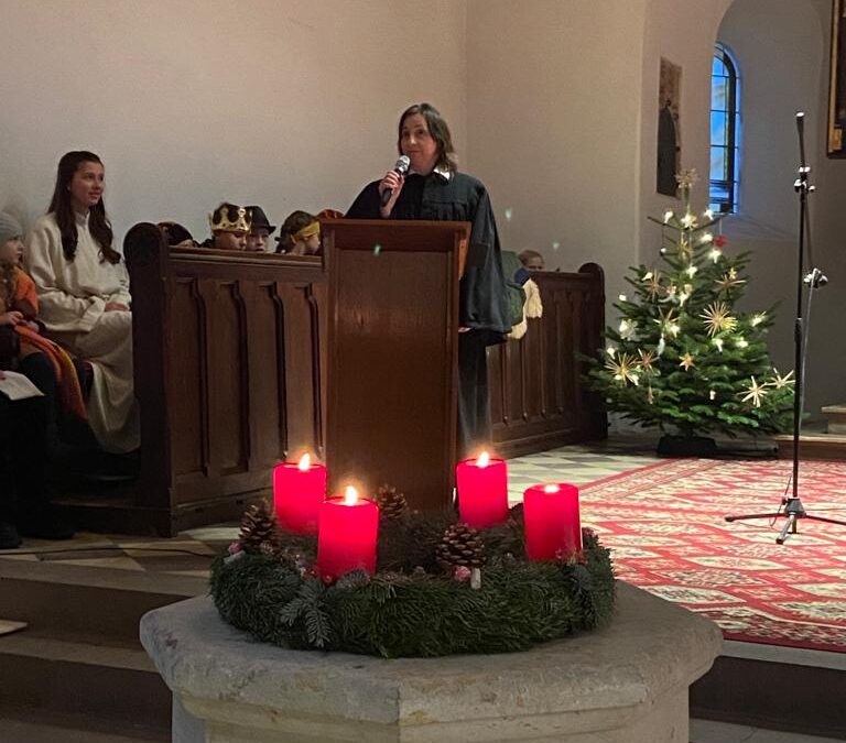 Singen um den Adventskranz – wir laden ein !